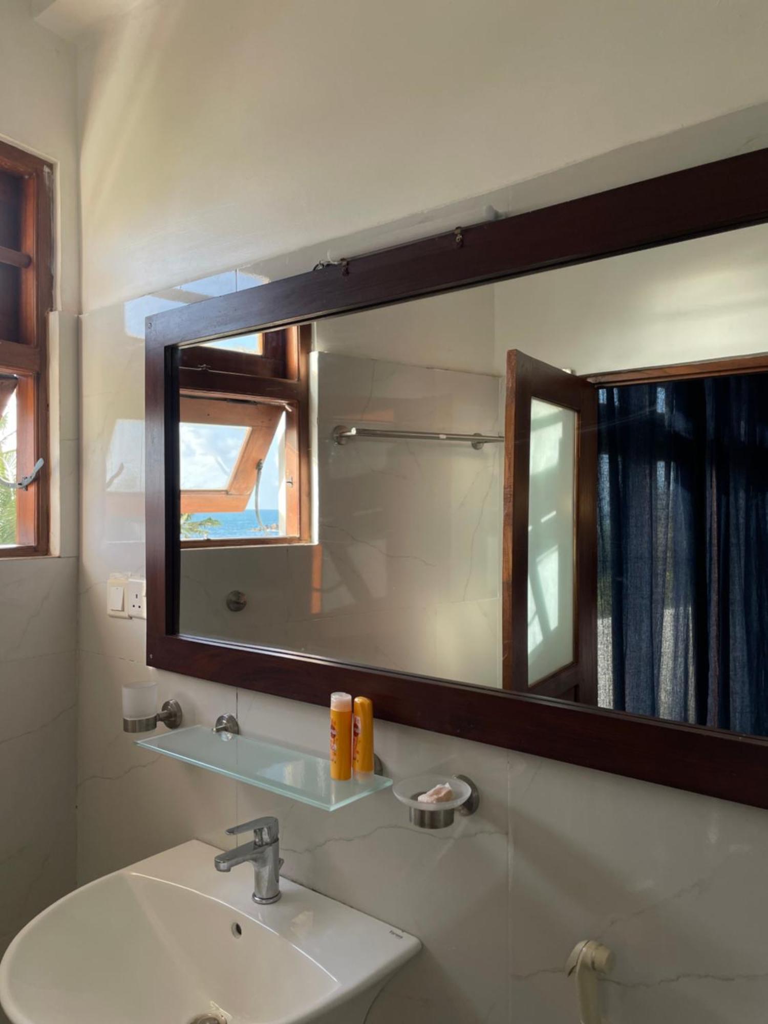 Ruma Surf Hotel Ahangama Δωμάτιο φωτογραφία
